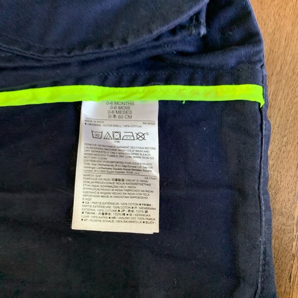 BabyGap Jacket with Removable Vest - Picture 6 of 6